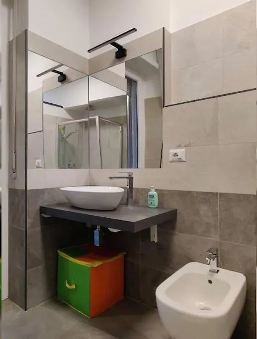 De Angeli District Apartamento Milão